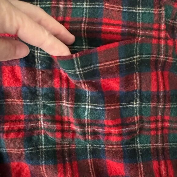 Vintage Pendleton Virgin Wool Prince Charles Tartan Women’s size Large - Picture 4 of 10
